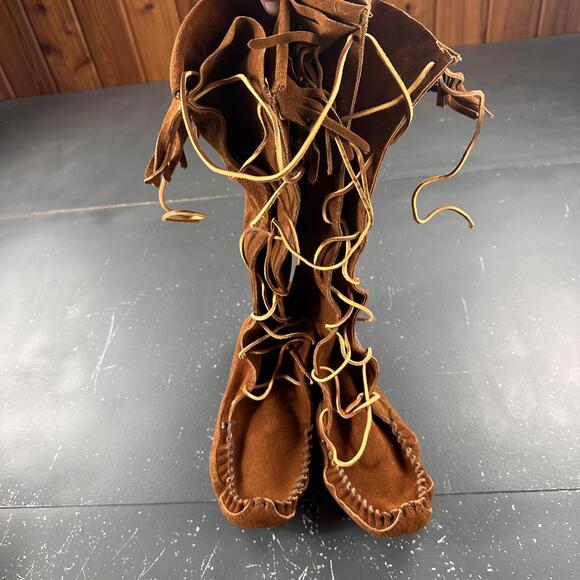 VTG Minnetonka Calf High Moccasin Size 13 Brown Suede Lace Up Fringe 1822 EUC - Picture 6 of 9